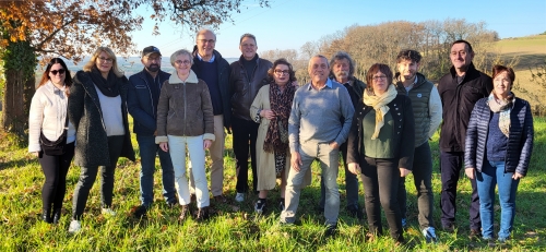 EQUIPE AU COMPLET JPEG.jpg